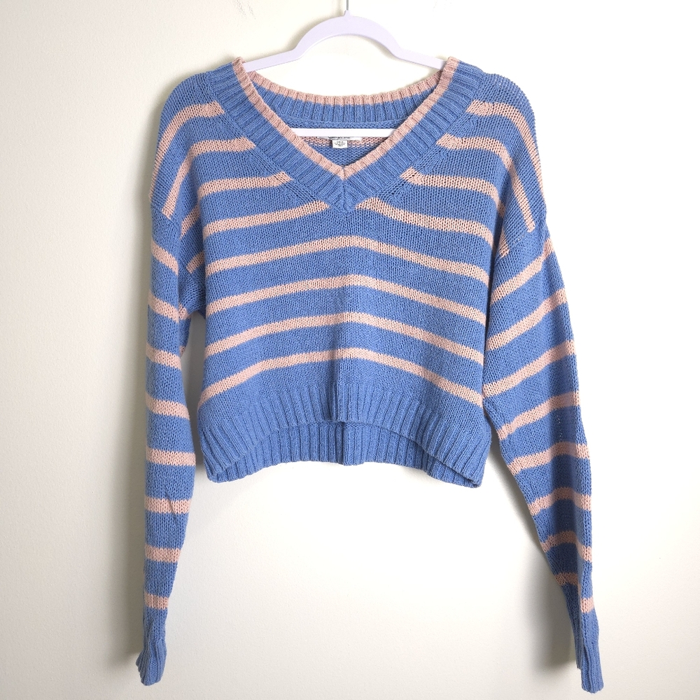 AE Blue Pink Striped Cropped V Neck Lightweight Sweater‎ S